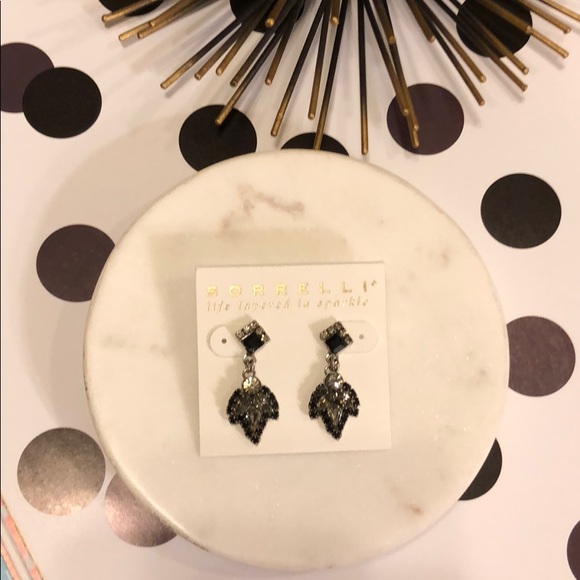 Sorrelli Jewelry - Sorrelli Black Diamond Statement Earrings Sorrelli Jewelry - Sorrelli Black Diamond Statement Earrings
